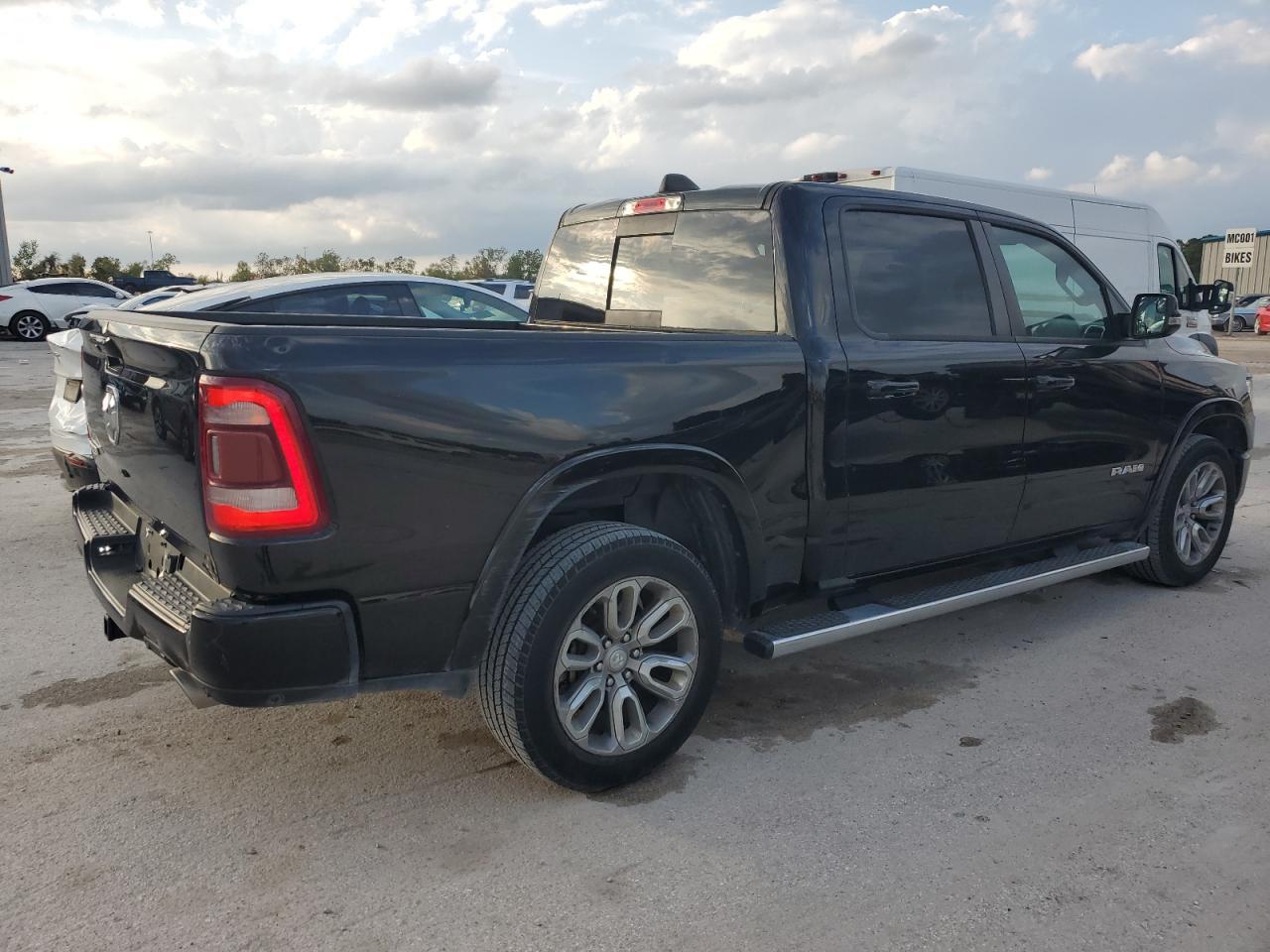 Изображение 3 2019 RAM 1500 LARAMIE 2019 с VIN 1C6RREJT7KN612101
