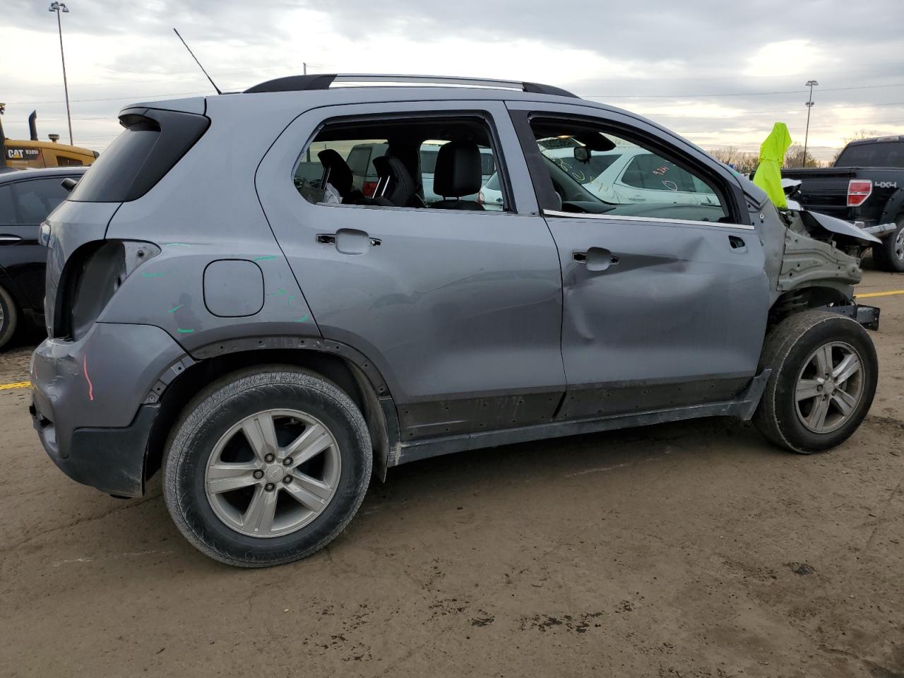Image 3 of 2020 CHEVROLET TRAX 1LT 2020 with VIN 3GNCJLSB7LL173541