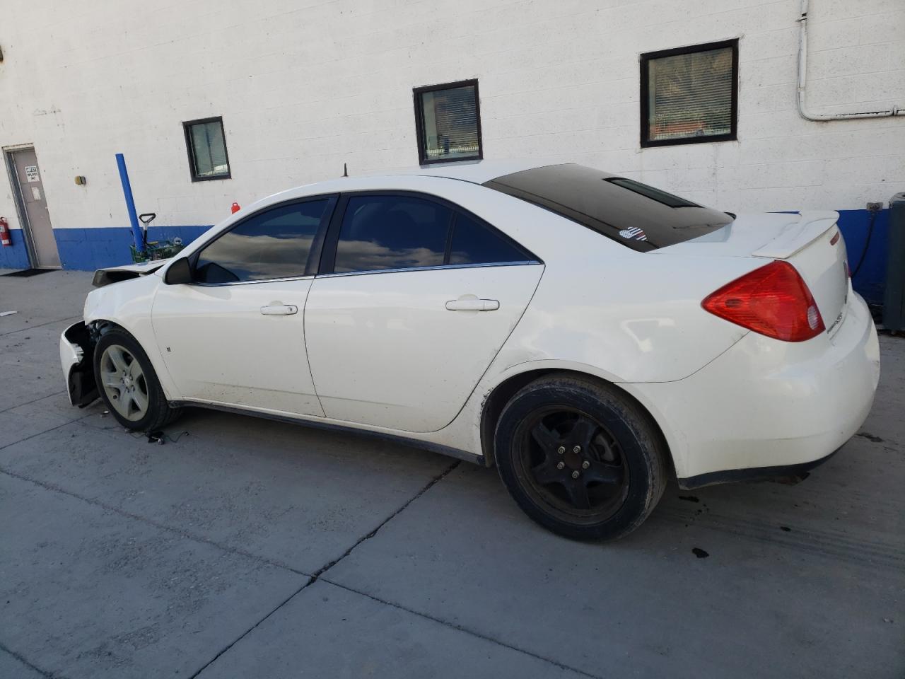 Image 2 of 2008 PONTIAC G6 BASE 2008 with VIN 1G2ZG57B484124160