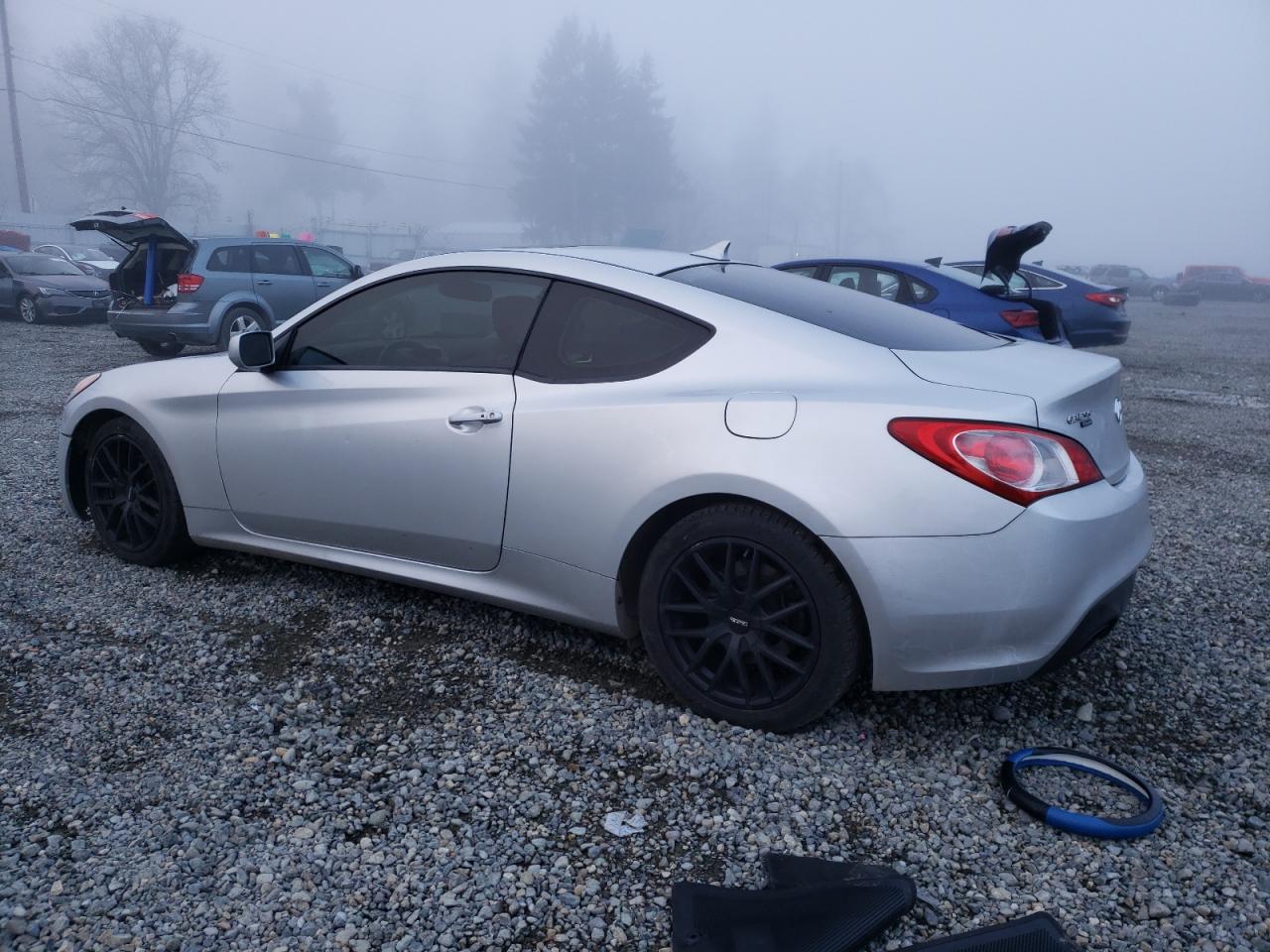 Obraz 2 z 2011 HYUNDAI GENESIS COUPE 2.0T 2011 z VIN KMHHT6KD9BU063036