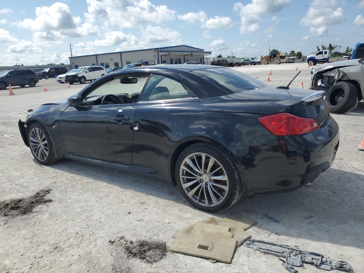 Obraz 2 z 2015 INFINITI Q60 BASE 2015 z VIN JN1CV6FE8FM810355