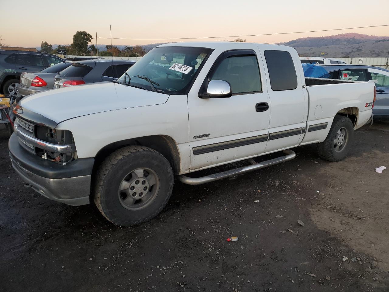 Obraz 1 z 2002 CHEVROLET SILVERADO K1500 2002 z VIN 1GCEK19T32E184956