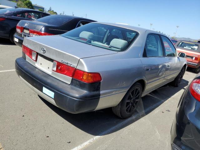 Obraz 3 z 2000 TOYOTA CAMRY CE 2000 z VIN 4T1BG22K6YU645394