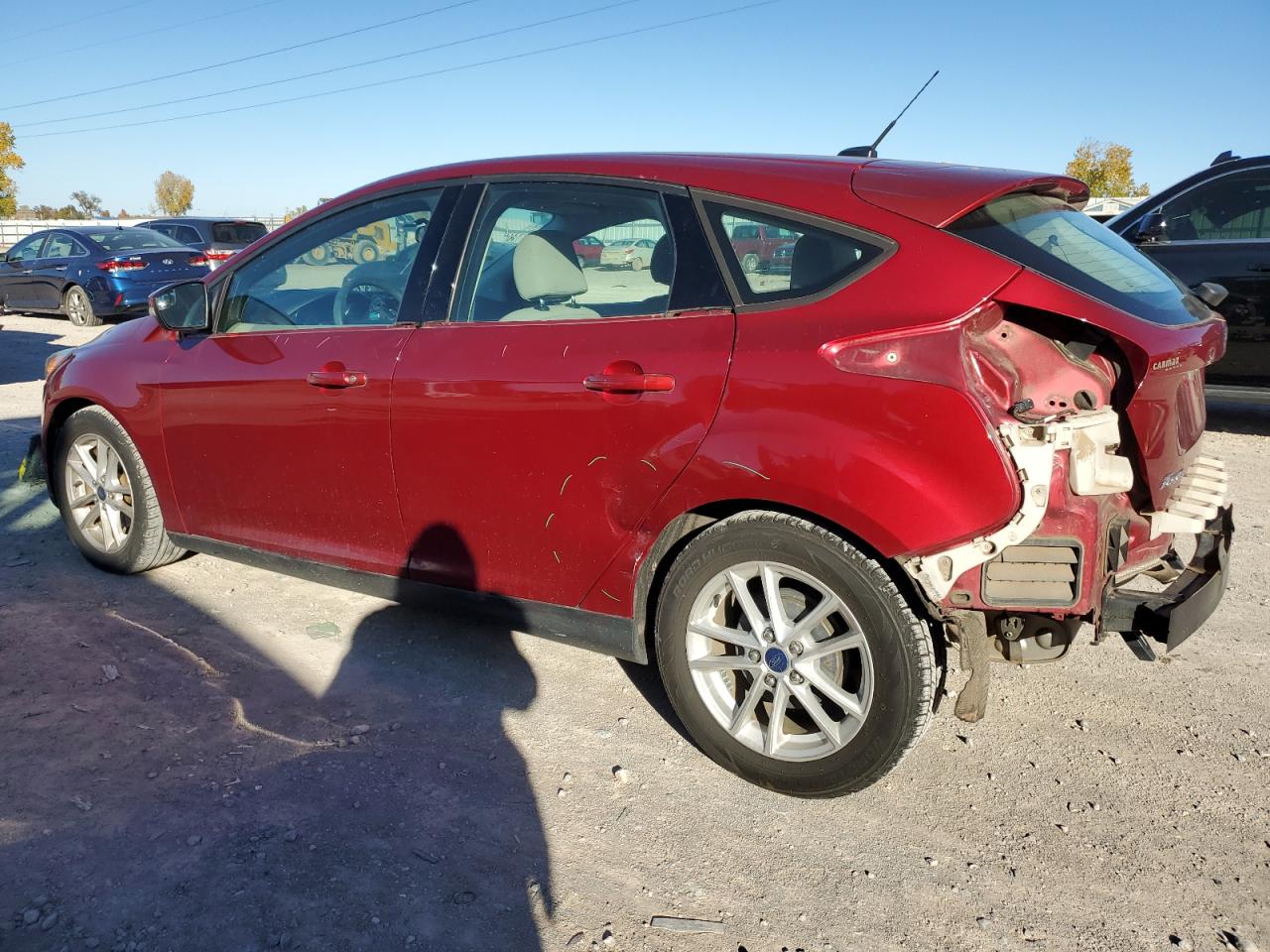 Image 2 of 2015 FORD FOCUS SE 2015 with VIN 1FADP3K26FL205008