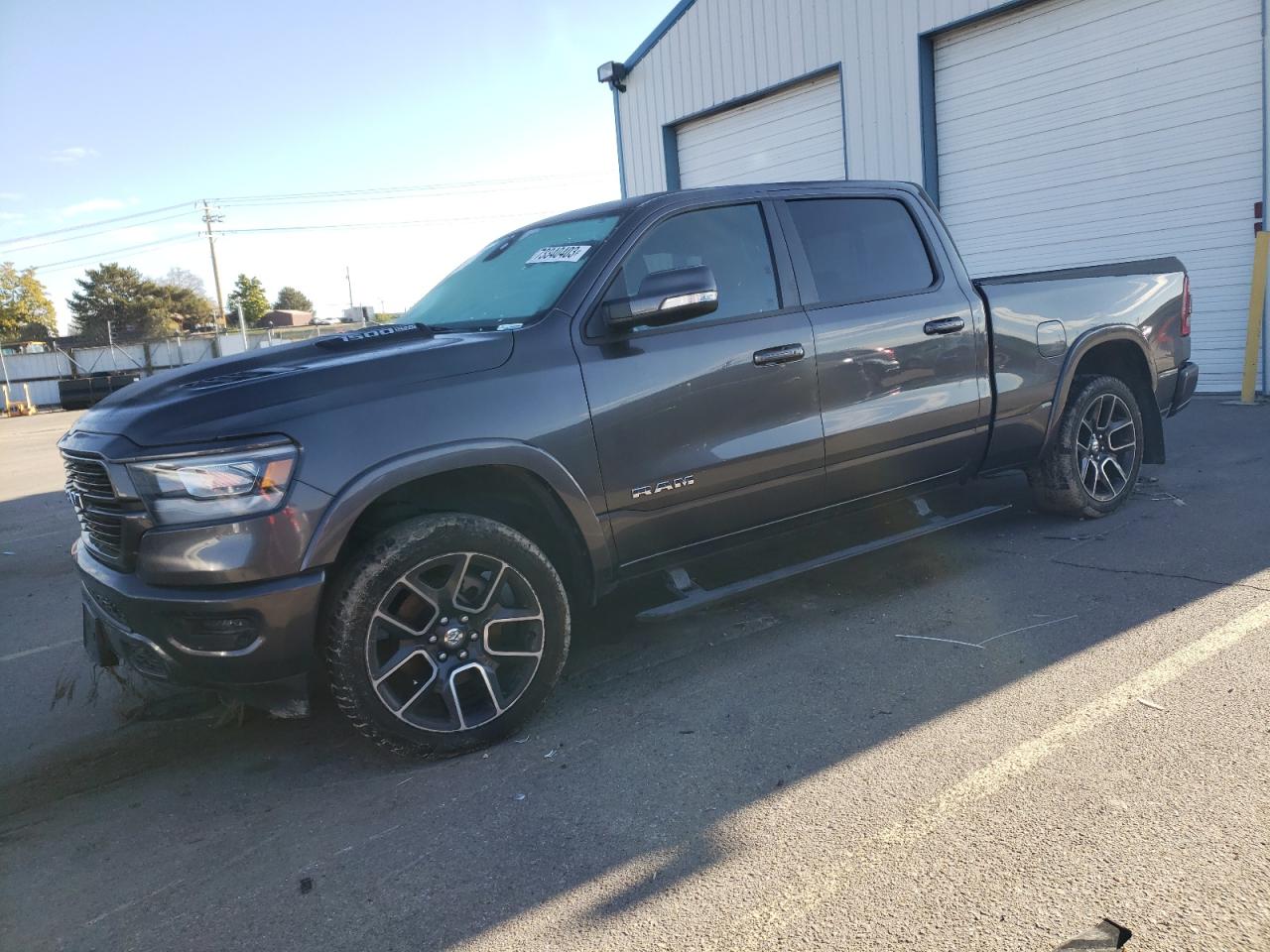 Изображение 1 2019 RAM 1500 LARAMIE 2019 с VIN 1C6SRFRT5KN886716