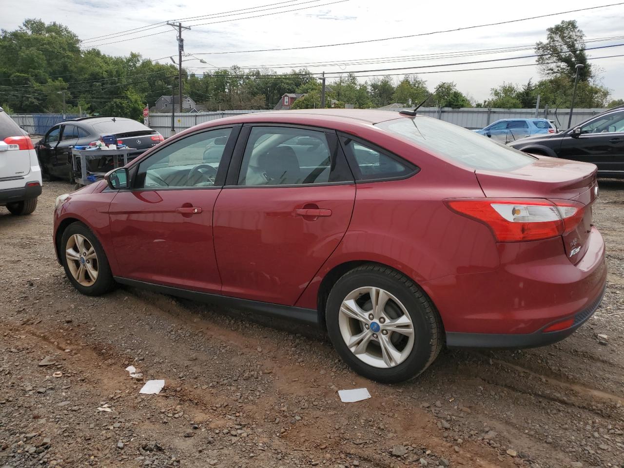 Image 2 of 2013 FORD FOCUS SE 2013 with VIN 1FADP3F29DL269227