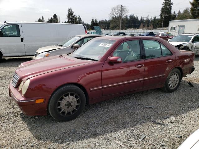 Obraz 1 z 2001 MERCEDES-BENZ E 320 2001 z VIN WDBJF65J81B199584