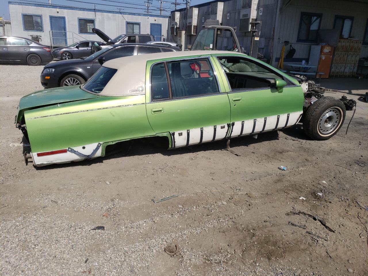 Image 3 of 1994 CADILLAC FLEETWOOD BASE 1994 with VIN 1G6DW52P7RR725033