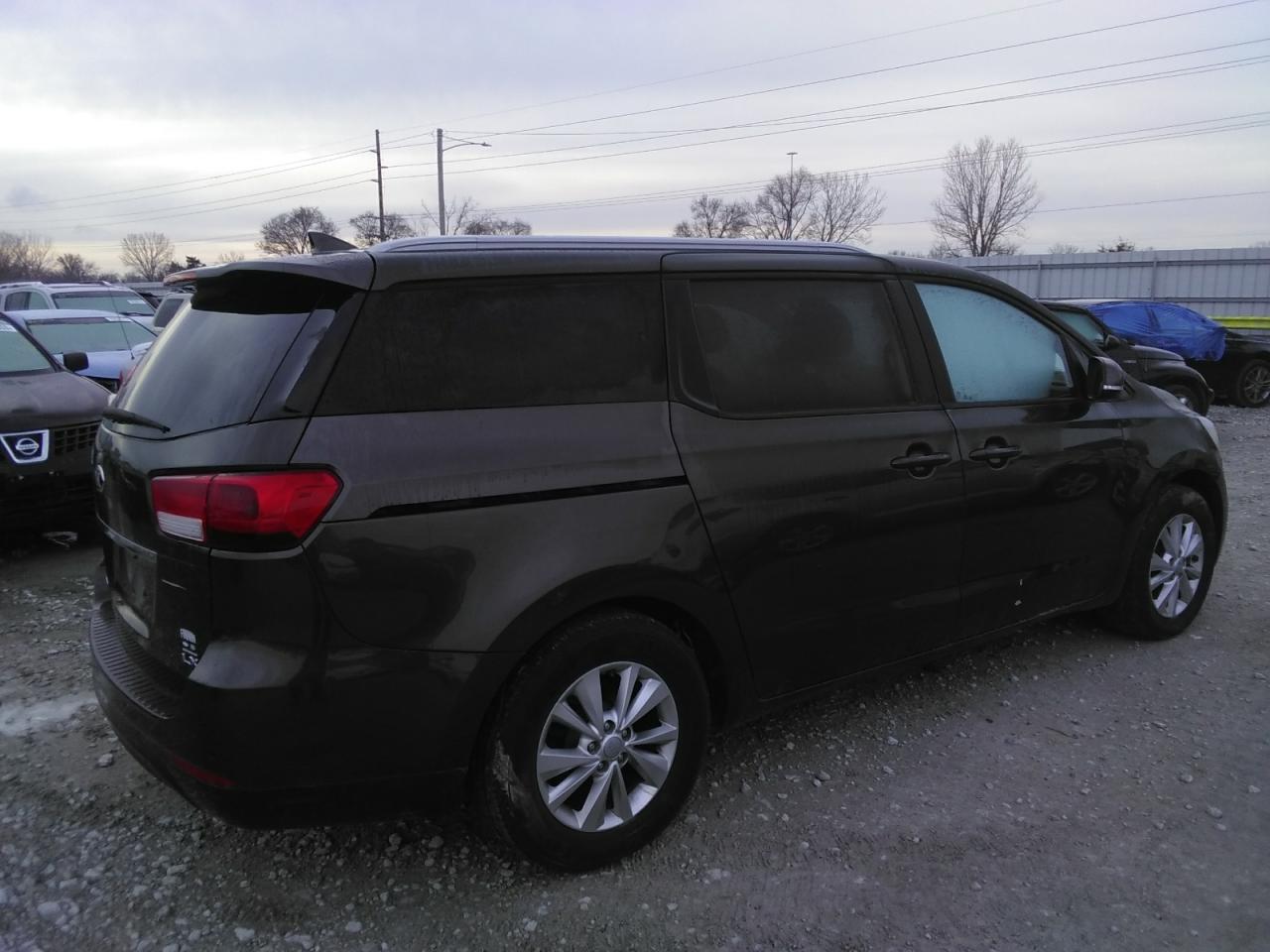 Изображение 3 2016 KIA SEDONA LX 2016 с VIN KNDMB5C16G6120132