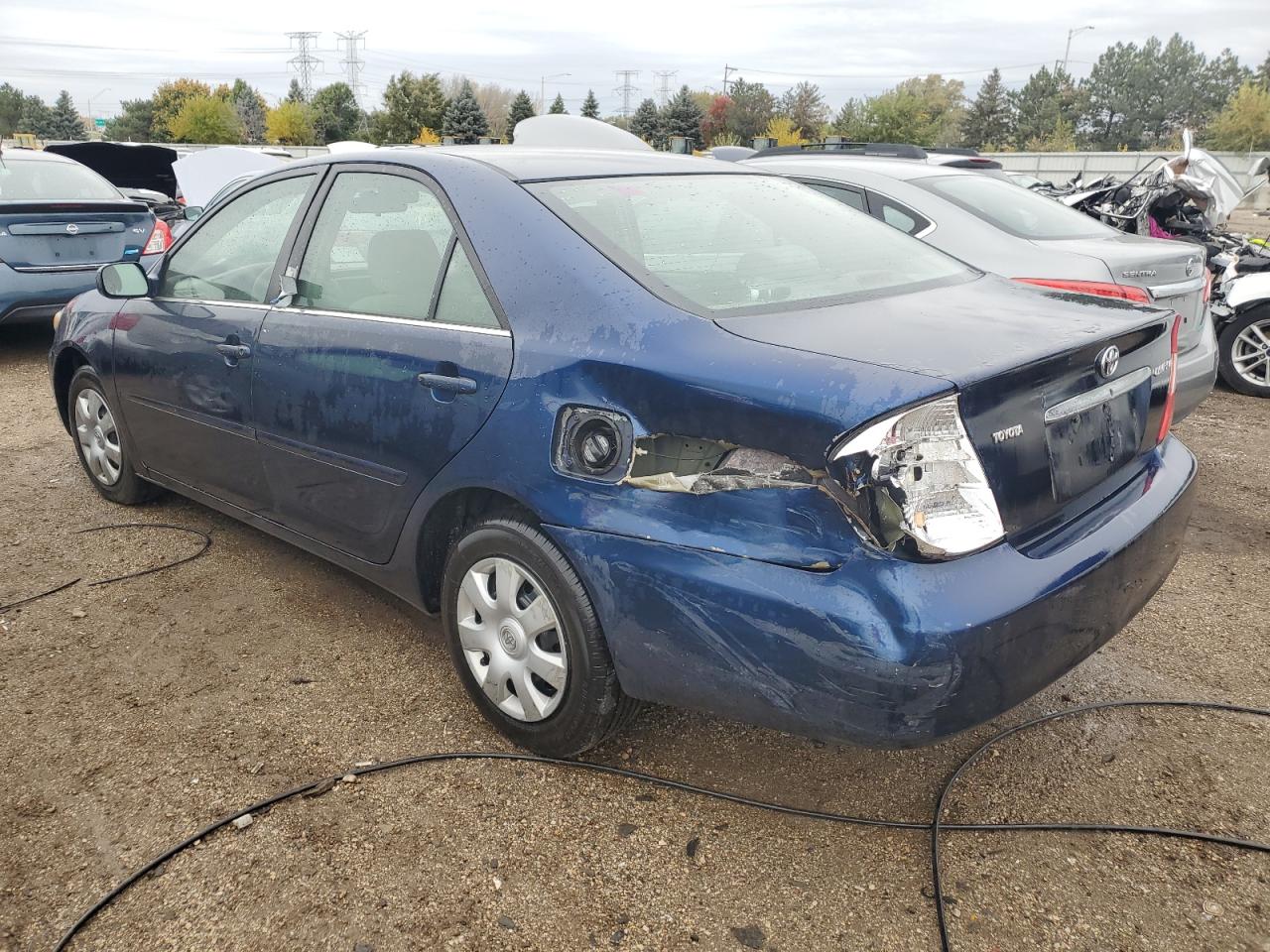 Изображение 2 2003 TOYOTA CAMRY LE 2003 с VIN 4T1BE32K63U168633