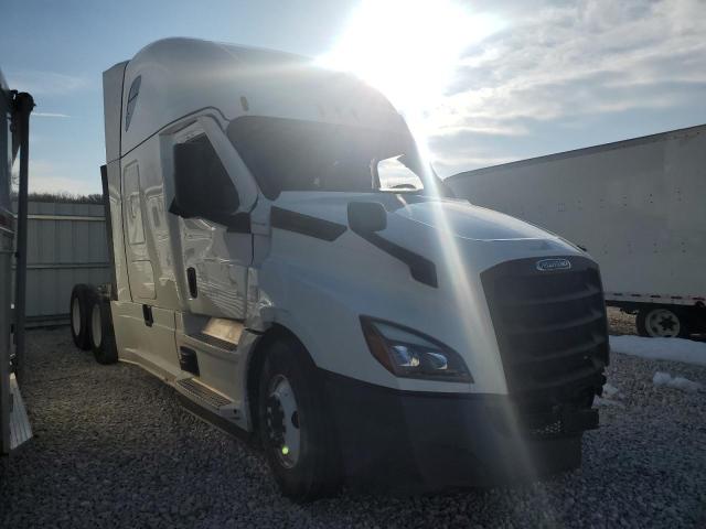 2022 FREIGHTLINER CASCADIA 126  2022 image