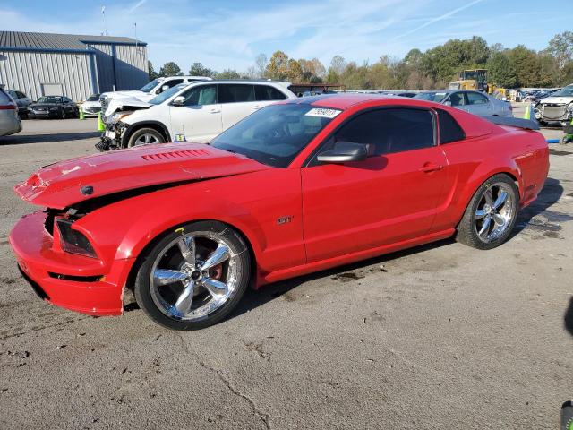 Obraz 1 z 2005 FORD MUSTANG GT 2005 z VIN 1ZVFT82H255100823