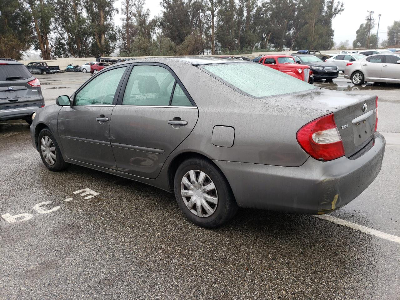 Obraz 2 z 2004 TOYOTA CAMRY LE 2004 z VIN 4T1BE32K14U930171
