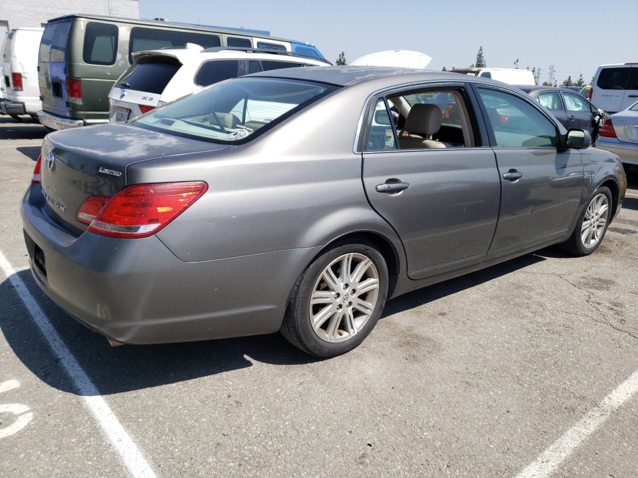 Image 3 of 2007 TOYOTA AVALON XL 2007 with VIN 4T1BK36B87U183272