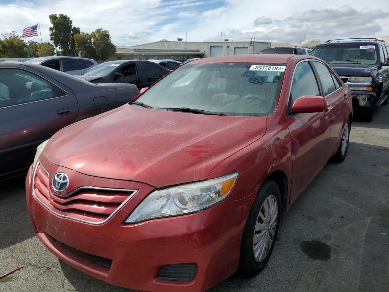 Obraz 1 z 2011 TOYOTA CAMRY BASE 2011 z VIN 4T1BF3EK9BU599510