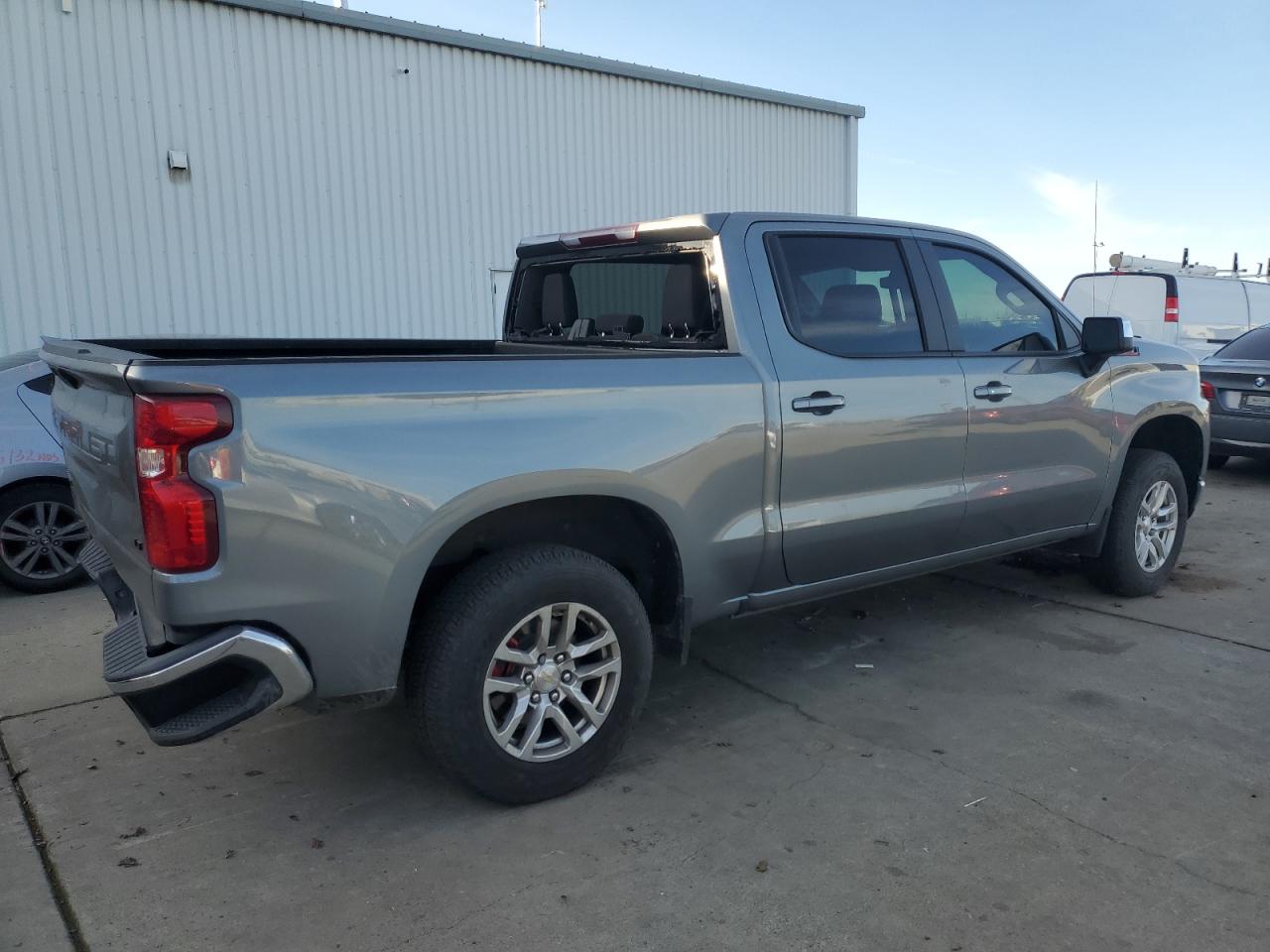 Изображение 3 2020 CHEVROLET SILVERADO K1500 LT 2020 с VIN 3GCUYDED4LG158421