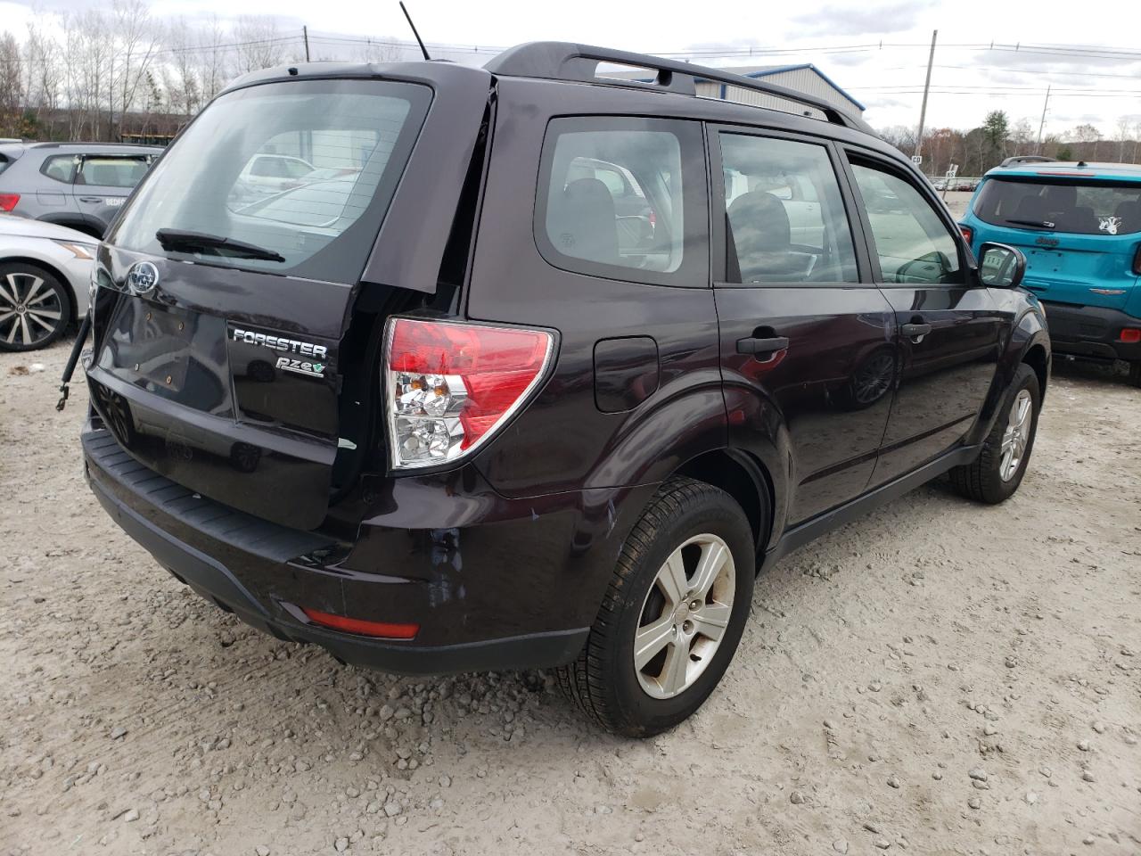 Image 3 of 2013 SUBARU FORESTER 2.5X 2013 with VIN JF2SHABC2DH436632