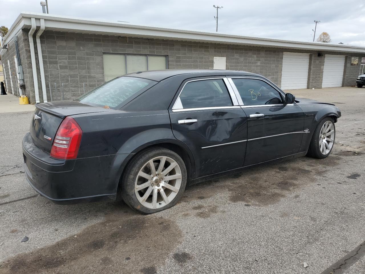Image 3 of 2006 CHRYSLER 300C SRT-8 2006 with VIN 2C3KA73WX6H362005