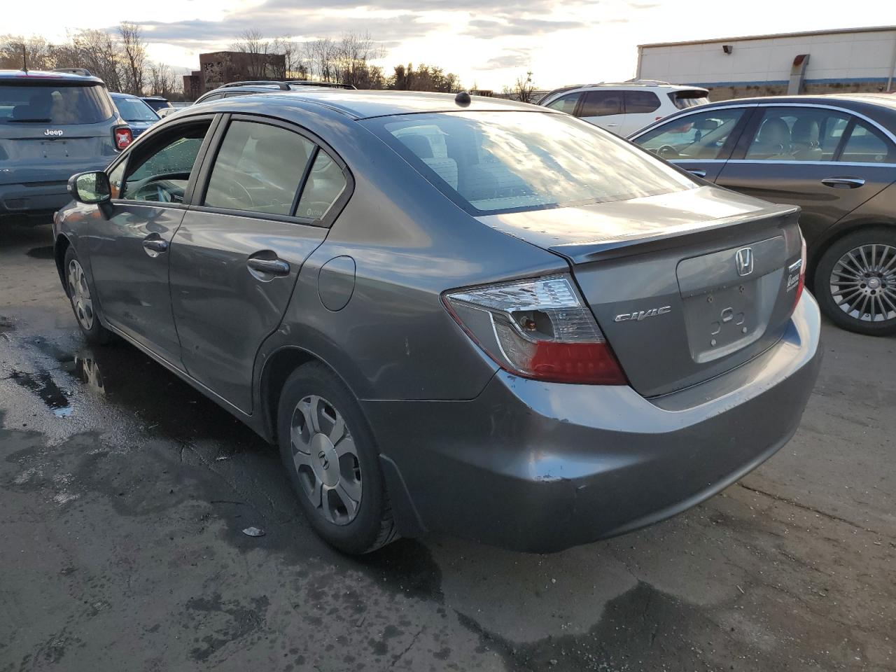 Image 2 of 2012 HONDA CIVIC HYBRID 2012 with VIN JHMFB4F29CS003331