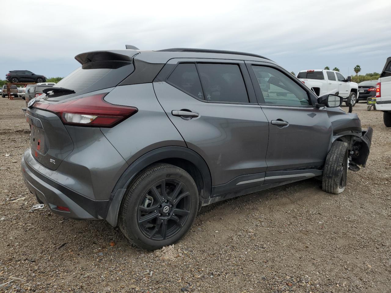 Obraz 3 z 2021 NISSAN KICKS SR 2021 z VIN 3N1CP5DV7ML516525