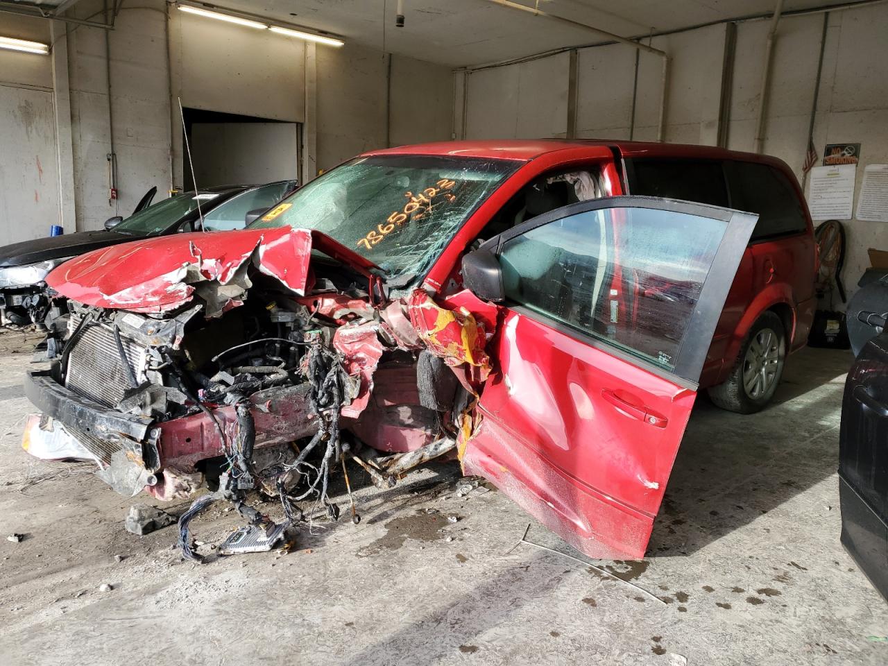 Obraz 1 z 2015 DODGE GRAND CARAVAN SE 2015 z VIN 2C4RDGBG1FR603696