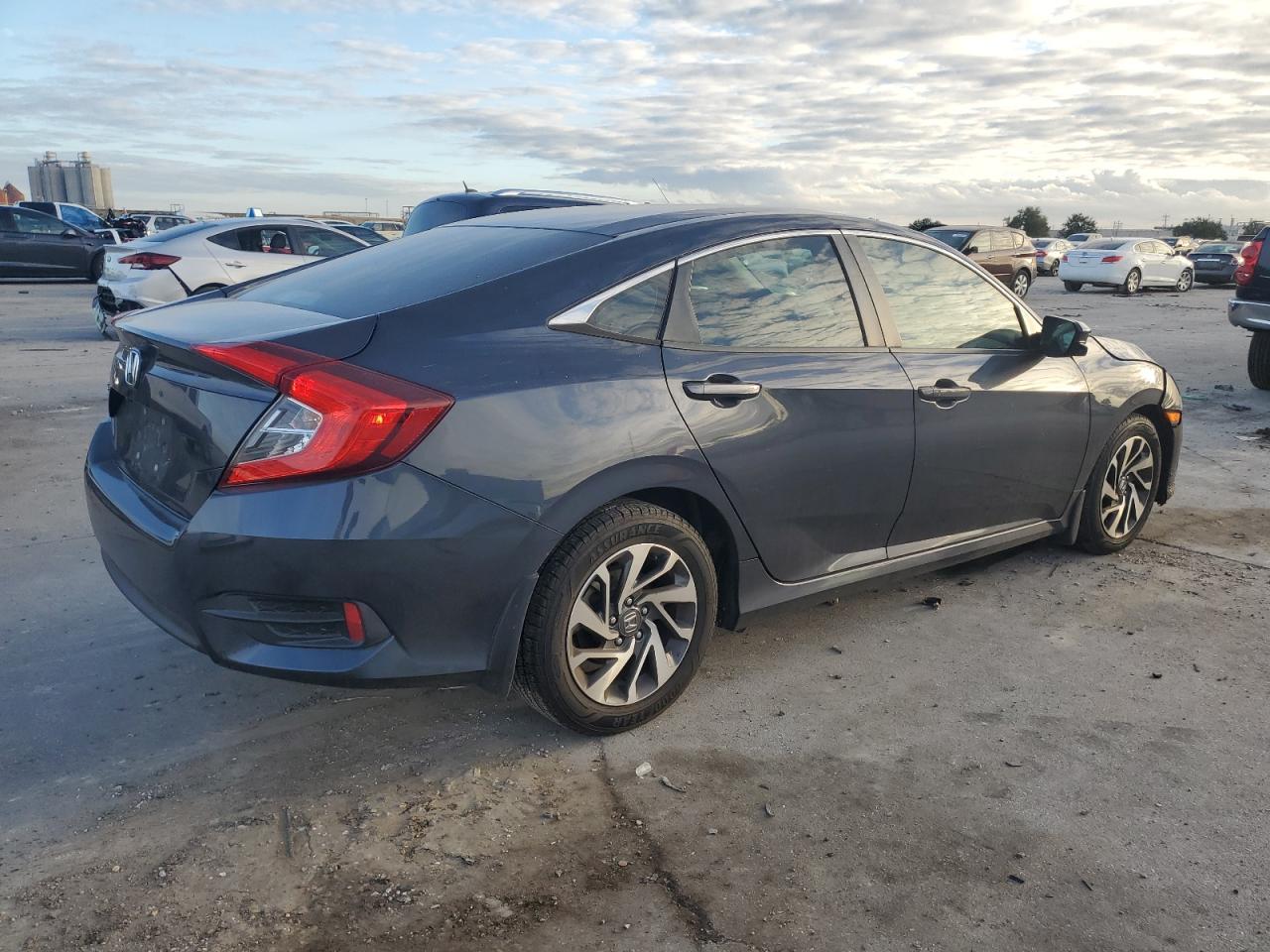 Image 3 of 2016 HONDA CIVIC EX 2016 with VIN 19XFC2F70GE068768