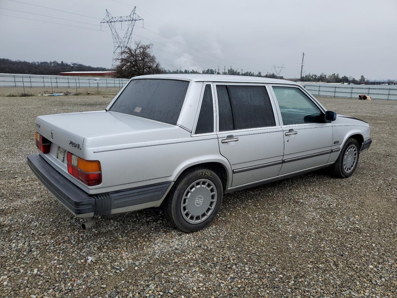 Obraz 3 z 1989 VOLVO 740 GL 1989 z VIN YV1FX884XK2357876