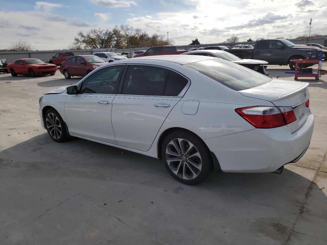 Obraz 2 z 2015 HONDA ACCORD SPORT 2015 z VIN 1HGCR2F58FA193567