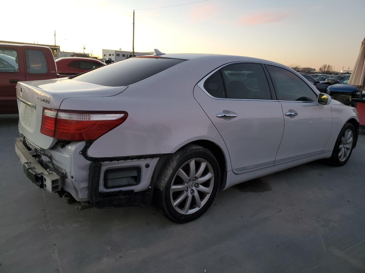 Obraz 3 z 2008 LEXUS LS 460 2008 z VIN JTHBL46F685057125
