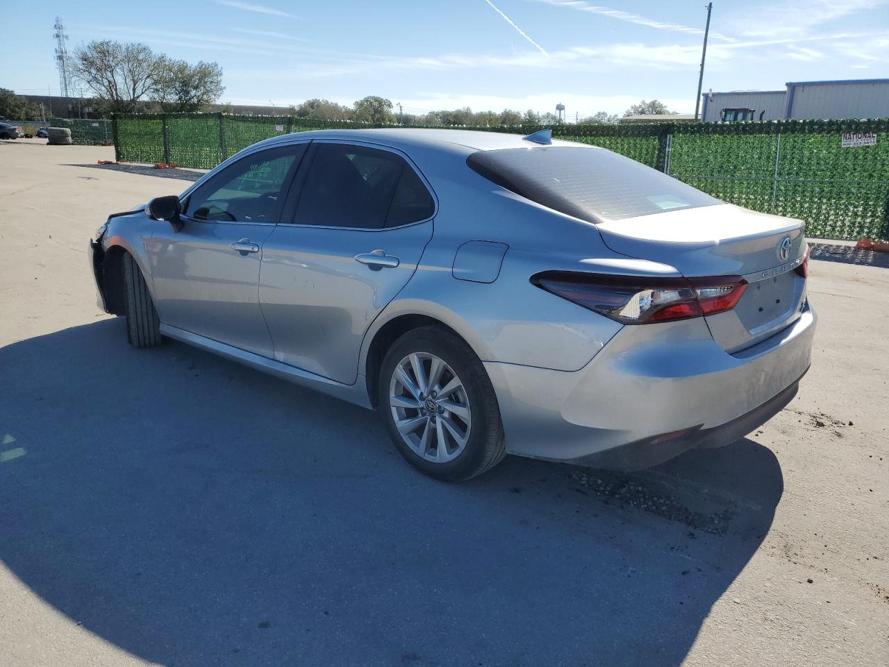 Изображение 2 2023 TOYOTA CAMRY LE 2023 с VIN 4T1C11BK1PU099490