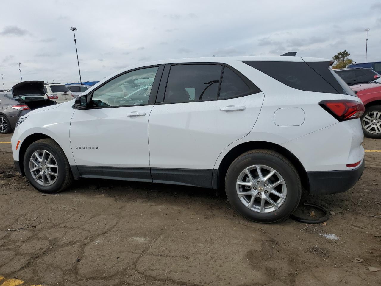 Obraz 2 z 2024 CHEVROLET EQUINOX LS 2024 z VIN 3GNAXHEG5RL155249