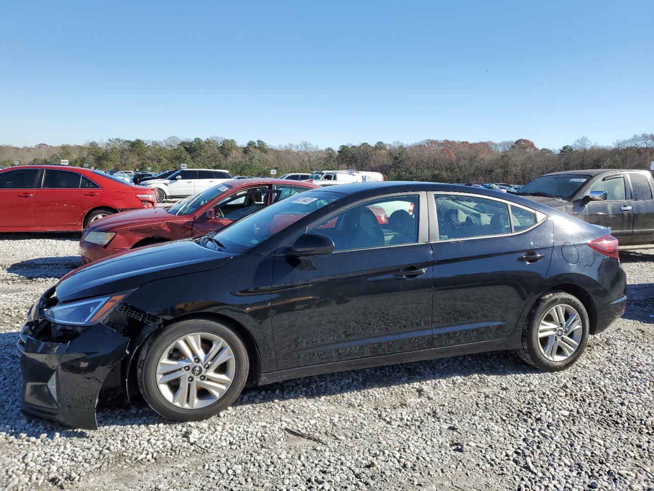 Image 1 of 2019 HYUNDAI ELANTRA SEL 2019 with VIN KMHD84LFXKU860271