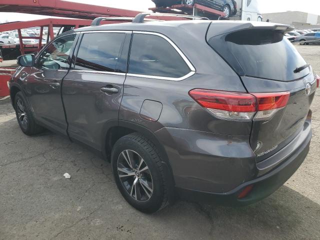 Image 2 of 2019 TOYOTA HIGHLANDER LE 2019 with VIN 5TDZZRFH3KS301599