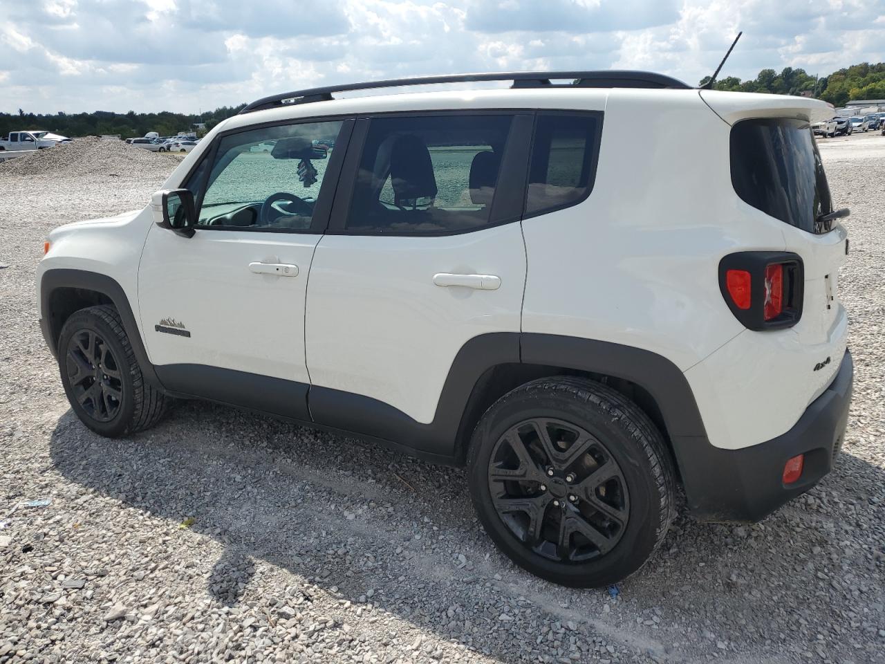 Image 2 of 2017 JEEP RENEGADE LATITUDE 2017 with VIN ZACCJBBB5HPG54941
