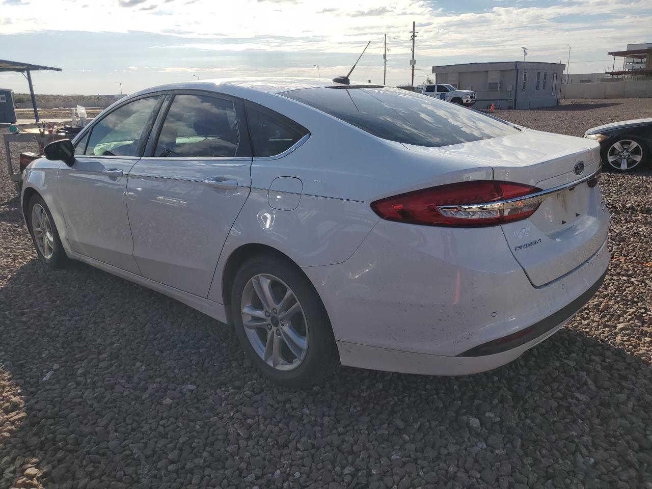 Image 2 of 2018 FORD FUSION SE 2018 with VIN 3FA6P0HD4JR187375