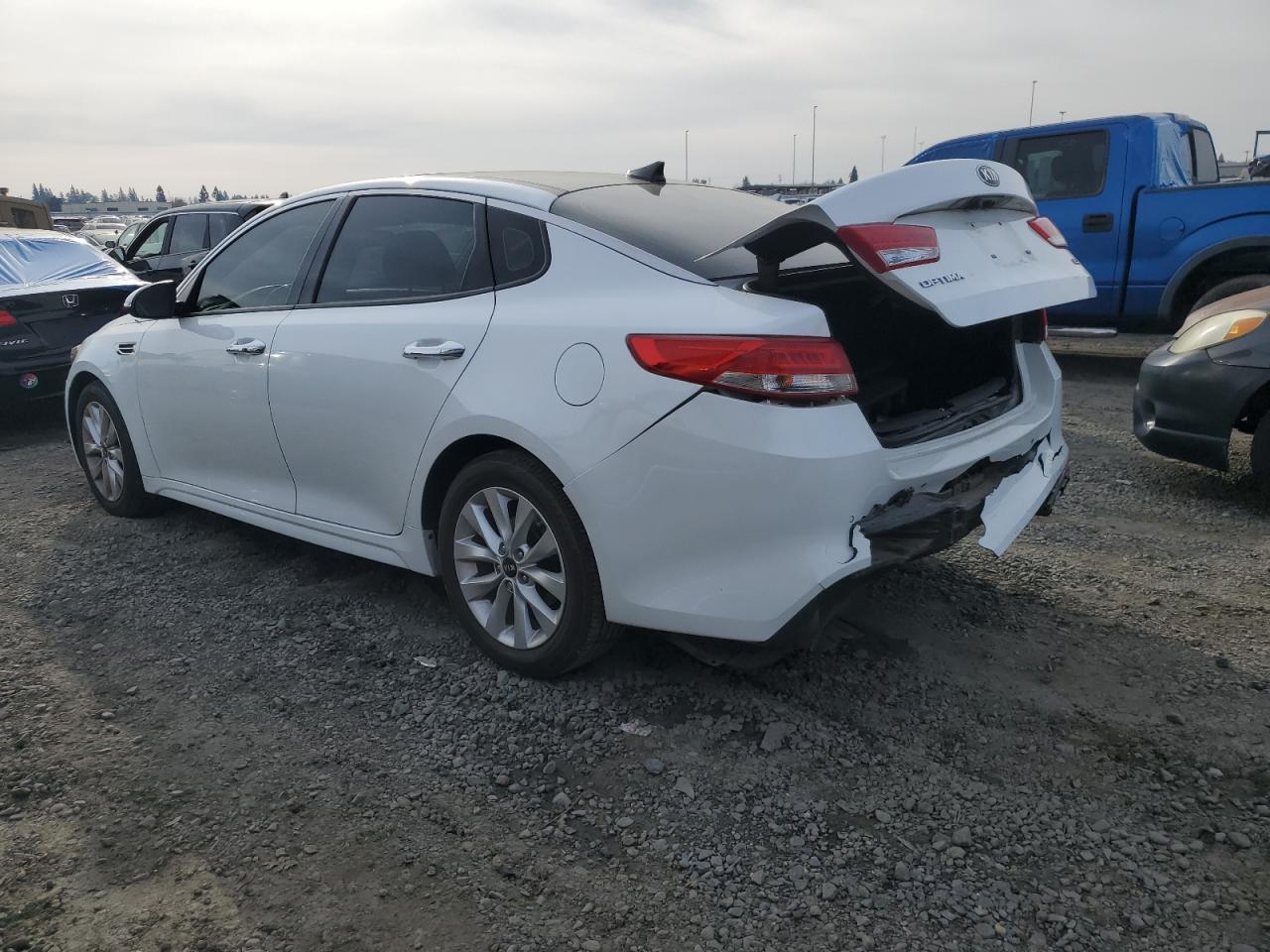 Obraz 2 z 2016 KIA OPTIMA EX 2016 z VIN 5XXGU4L37GG102873