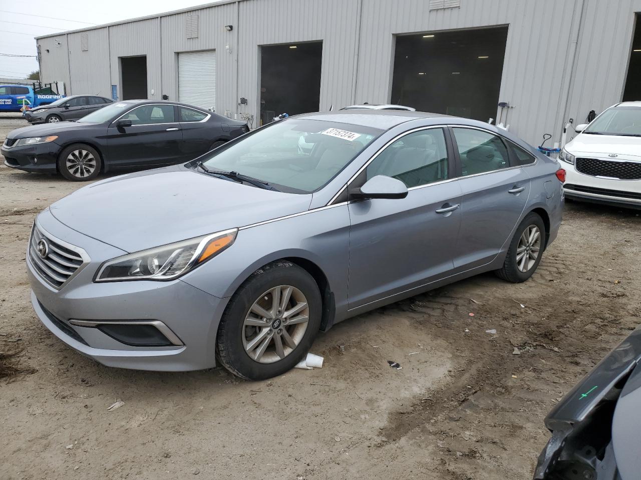 Изображение 1 2017 HYUNDAI SONATA SE 2017 с VIN 5NPE24AF9HH594614