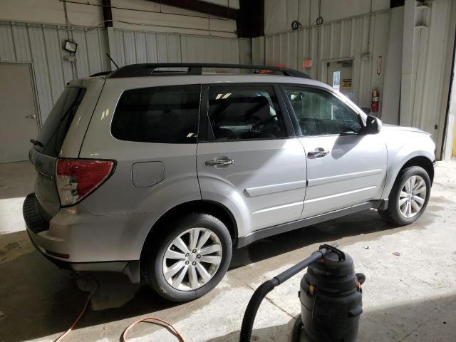 Image 3 of 2013 SUBARU FORESTER 2.5X PREMIUM 2013 with VIN JF2SHADC6DH431351