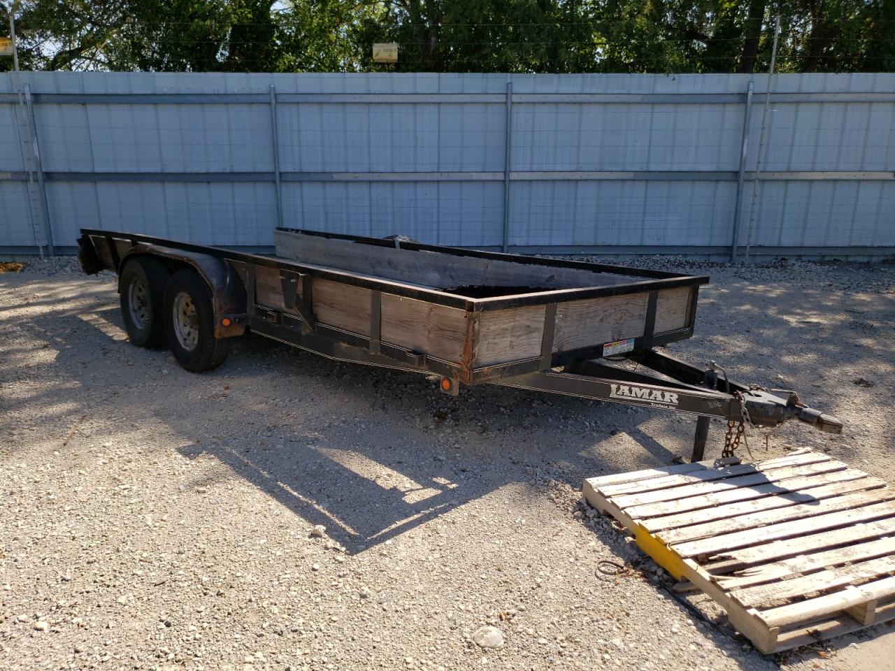 Image 1 of 2015 LAMA TRAILER 2015 with VIN 5RVUT1623FM026915