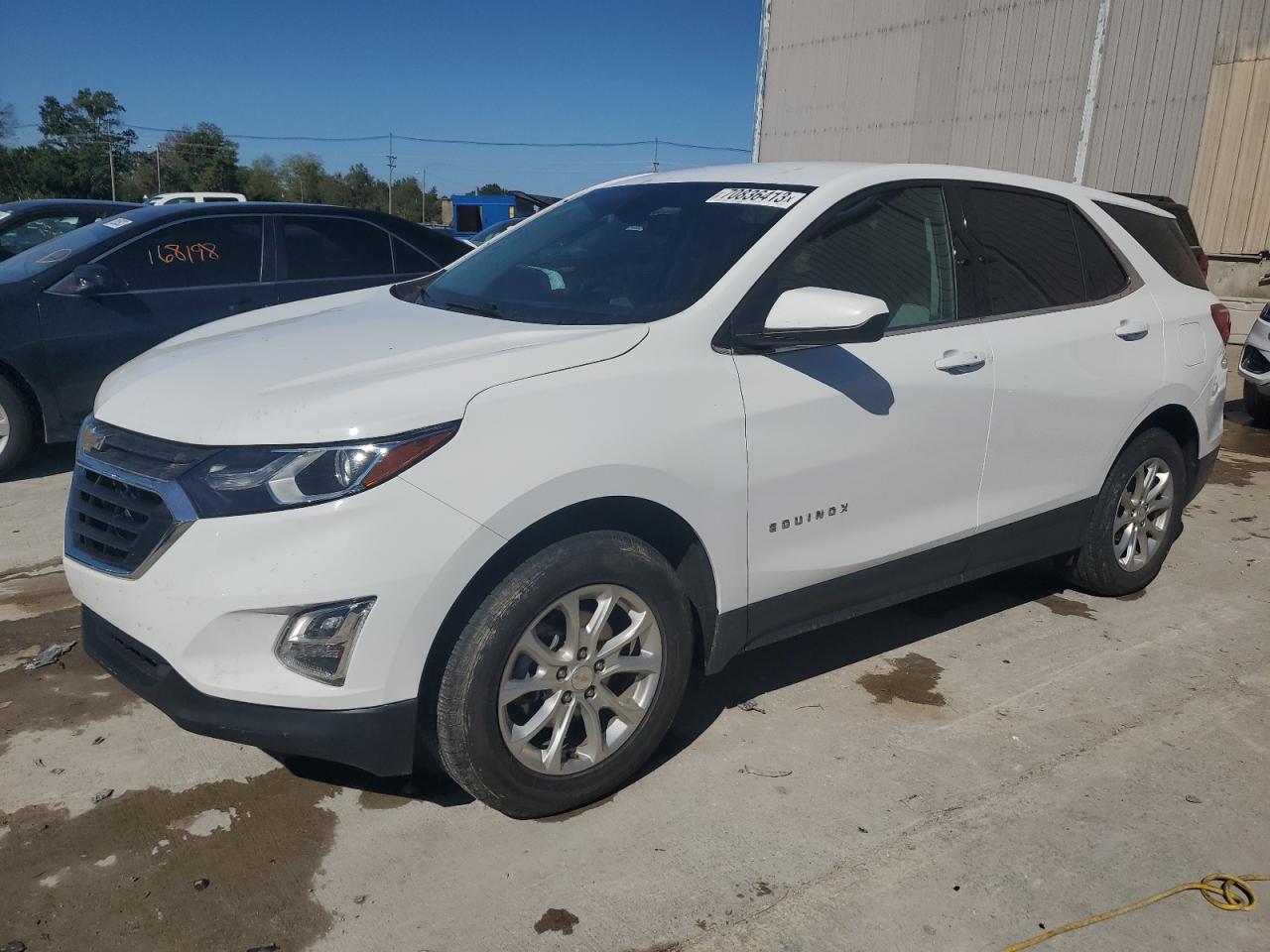 Изображение 1 2020 CHEVROLET EQUINOX LT 2020 с VIN 2GNAXUEV6L6189865
