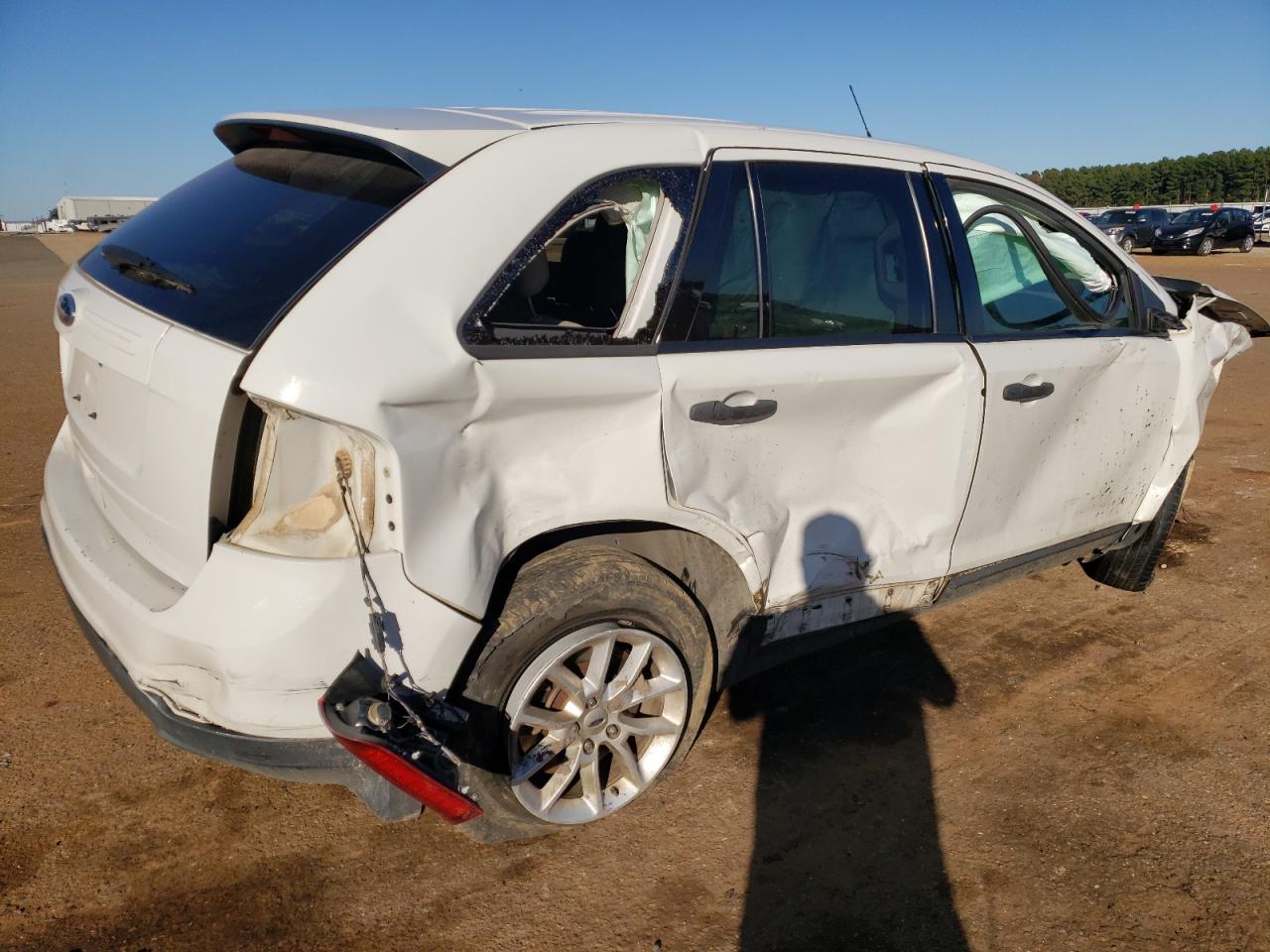 Image 3 of 2013 FORD EDGE SE 2013 with VIN 2FMDK3GC2DBB10822