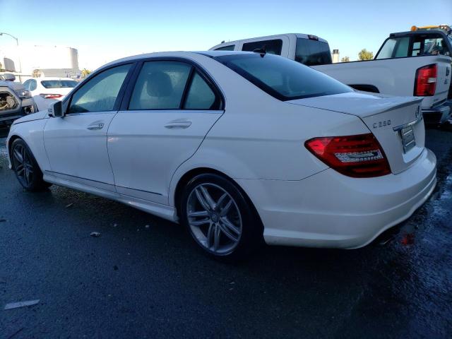 Изображение 2 2014 MERCEDES-BENZ C 250 2014 с VIN WDDGF4HB8EG218928