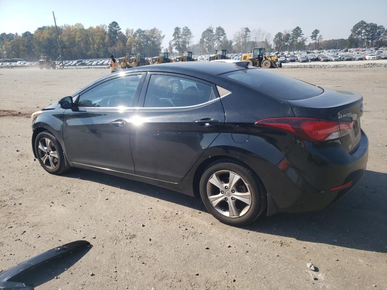 Image 2 of 2016 HYUNDAI ELANTRA SE 2016 with VIN 5NPDH4AE9GH679002