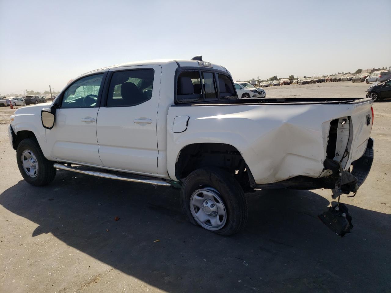 Image 2 of 2021 TOYOTA TACOMA DOUBLE CAB 2021 with VIN 3TYAX5GN3MT029532