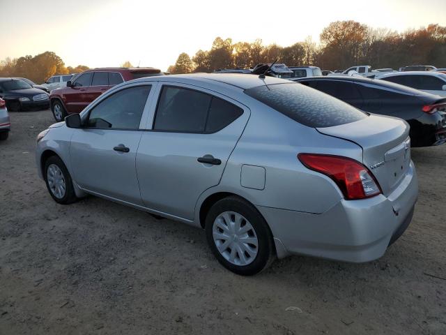 Obraz 2 z 2018 NISSAN VERSA S 2018 z VIN 3N1CN7AP0JL808522