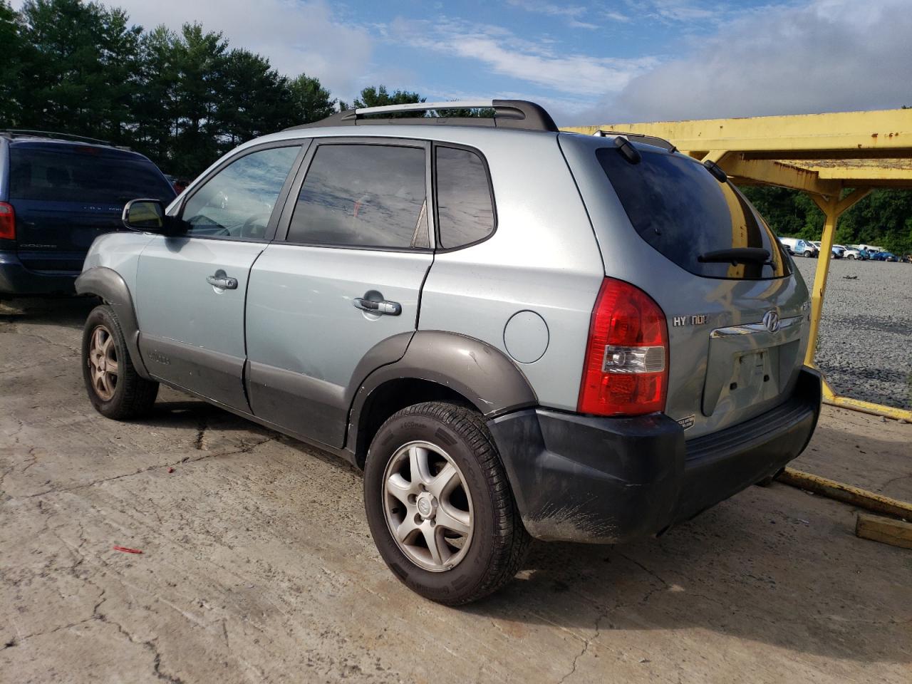 Image 2 of 2005 HYUNDAI TUCSON GLS 2005 with VIN KM8JN12D25U076472