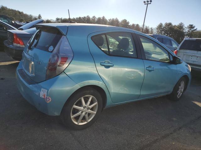 Image 3 of 2012 TOYOTA PRIUS C  2012 with VIN JTDKDTB38C1022915