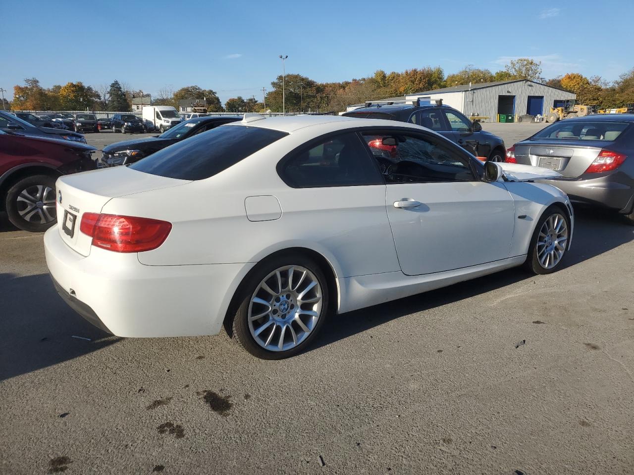 Изображение 3 Bmw 328 Xi Sulev 2012 с VIN WBAKF5C5XCE657405