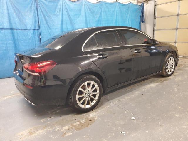 Image 3 of 2019 MERCEDES-BENZ A 220 4MATIC 2019 with VIN WDD3G4FB7KW028425