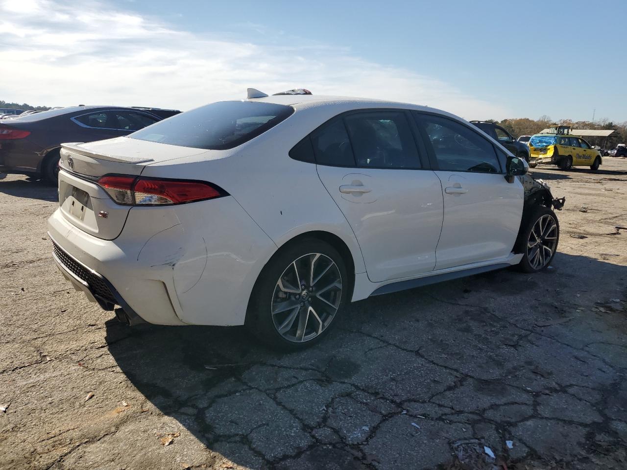 Image 3 of 2021 TOYOTA COROLLA SE 2021 with VIN 5YFS4MCE8MP057702
